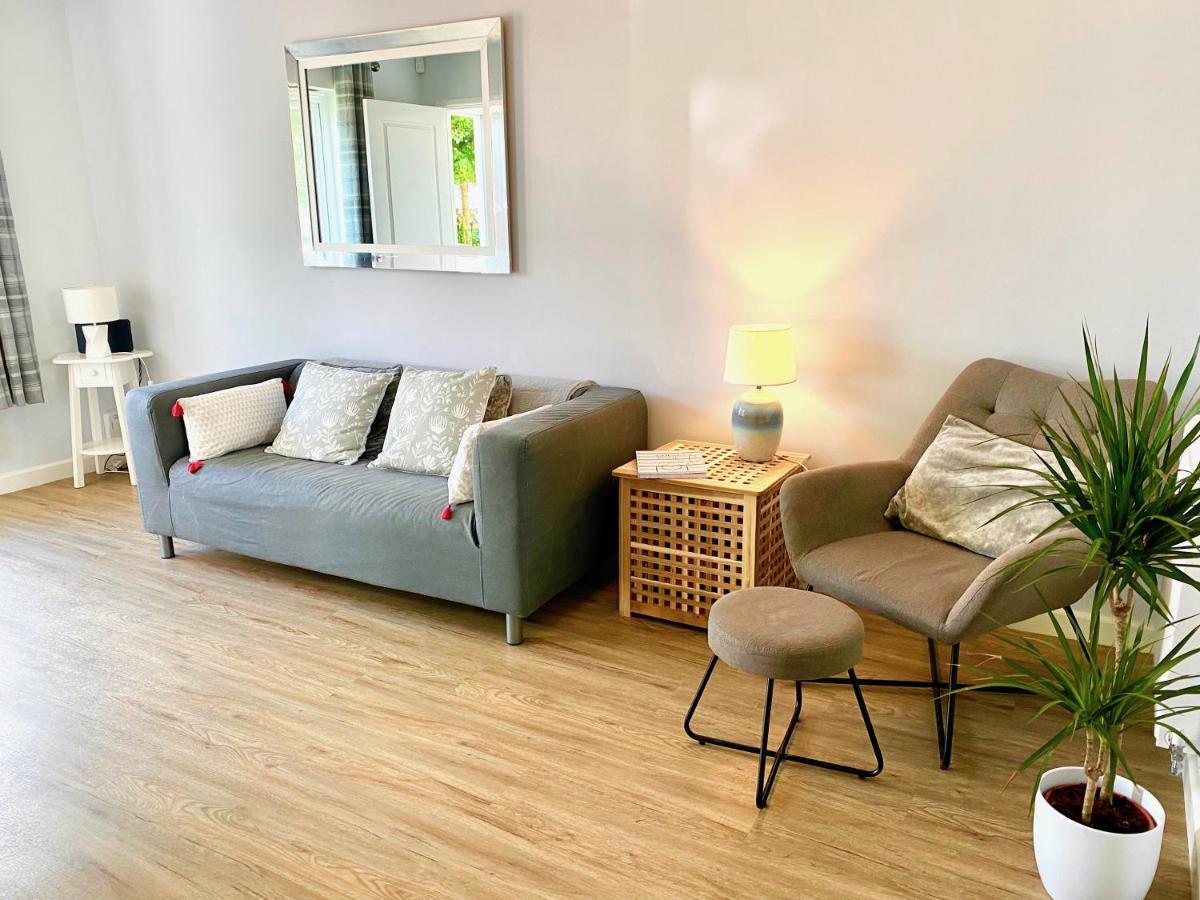 Lovely 2 Bedroom, 2 Bathroom House With Parking. Plymouth Exteriér fotografie