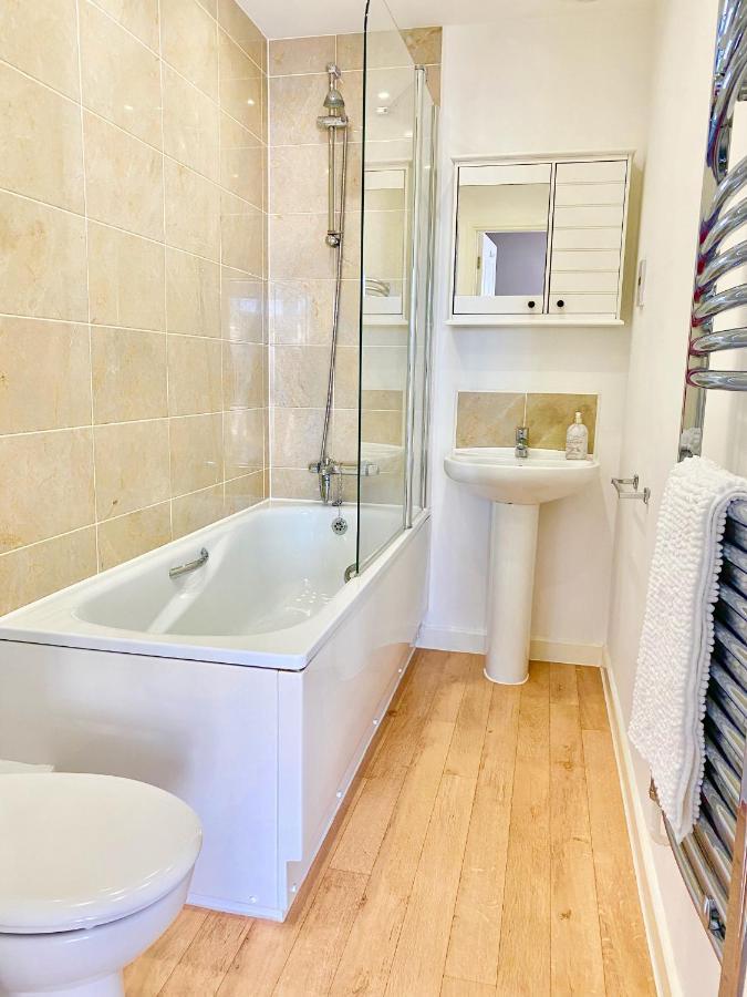 Lovely 2 Bedroom, 2 Bathroom House With Parking. Plymouth Exteriér fotografie